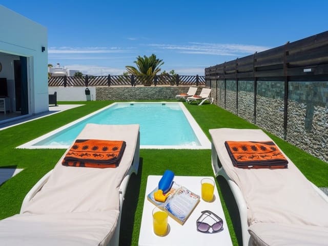 3 camera da letto Villa in vendita in Corralejo, La Oliva con piscina - 749.999 € (Rif: 9912787)
