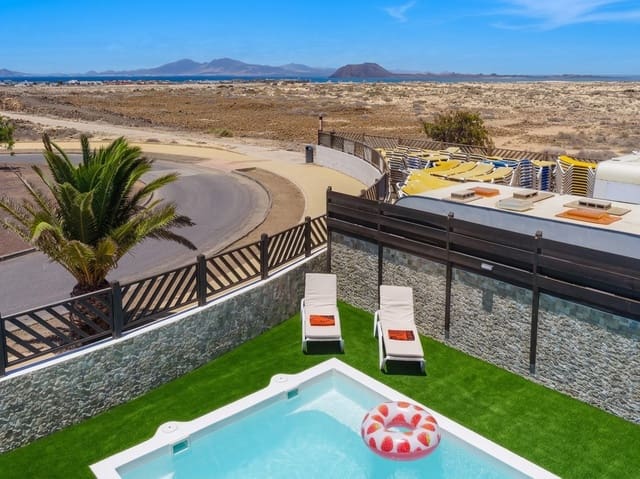 3 camera da letto Villa in vendita in Corralejo, La Oliva con piscina - 749.999 € (Rif: 9912787)
