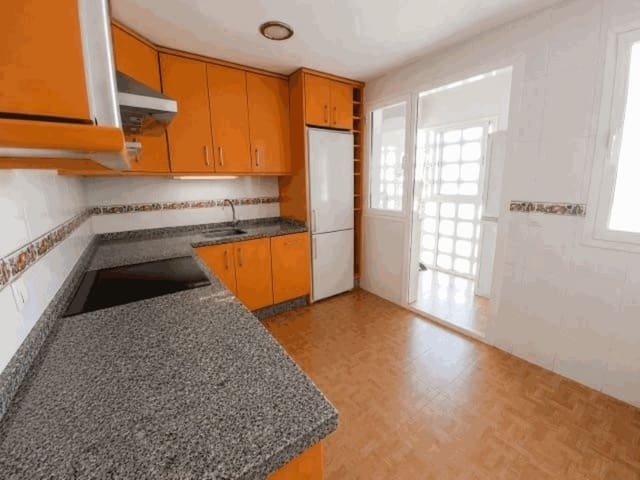 2 sypialnia Apartament na sprzedaż w San Luis de Sabinillas, Manilva z basenem garażem - 244 000 € (Ref: 9916545)