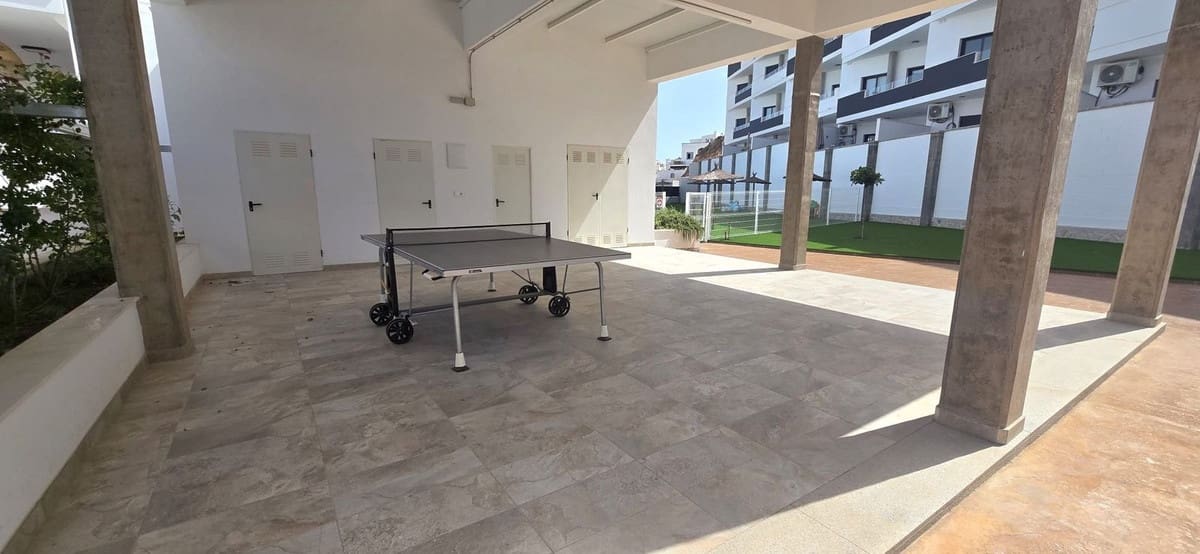 2 Zimmer Apartment zu verkaufen in Orihuela Costa mit Pool Garage - 284.999 € (Ref: 9916548)