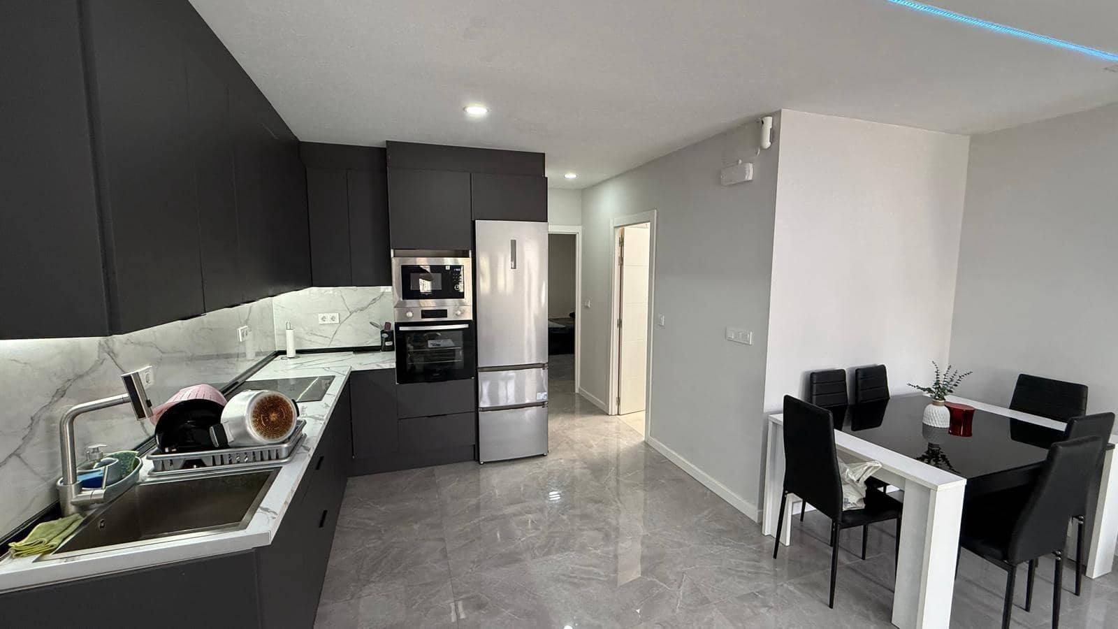 Casa de 2 habitaciones en Torrevieja en venta - 152.000 € (Ref: 9916551)