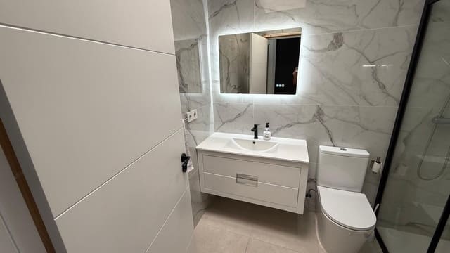 Casa de 2 habitaciones en El Chaparral - La Siesta - La Torreta, Torrevieja en venta - 152.000 € (Ref: 9916551)