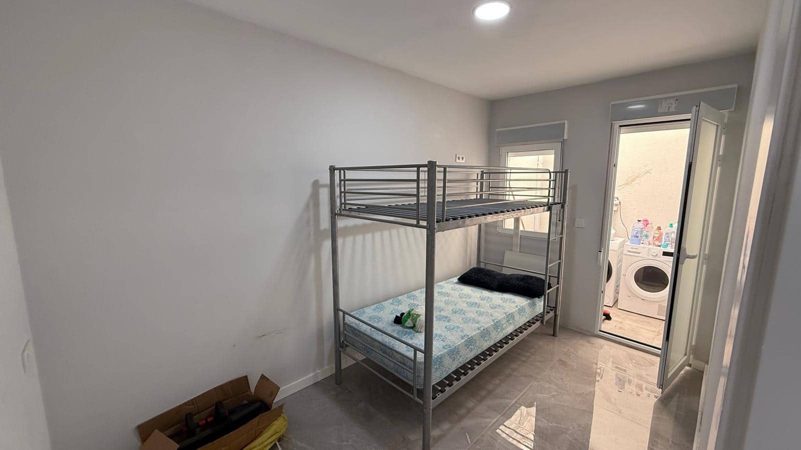 Casa de 2 habitaciones en Torrevieja en venta - 152.000 € (Ref: 9916551)