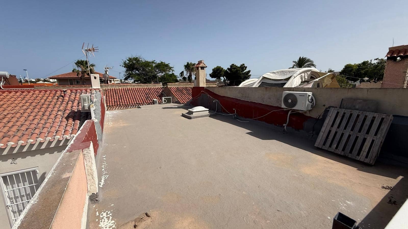 Casa de 2 habitaciones en Torrevieja en venta - 152.000 € (Ref: 9916551)