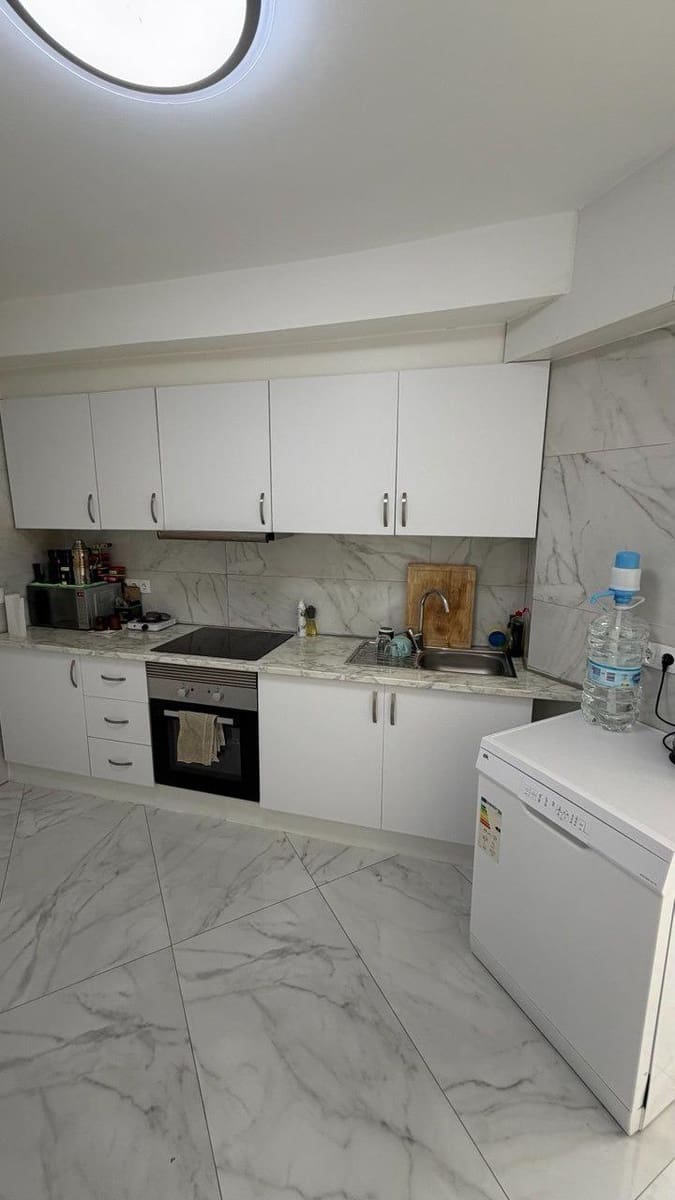 Apartamento de 3 habitaciones en Torrevieja en venta - 253.000 € (Ref: 9916558)