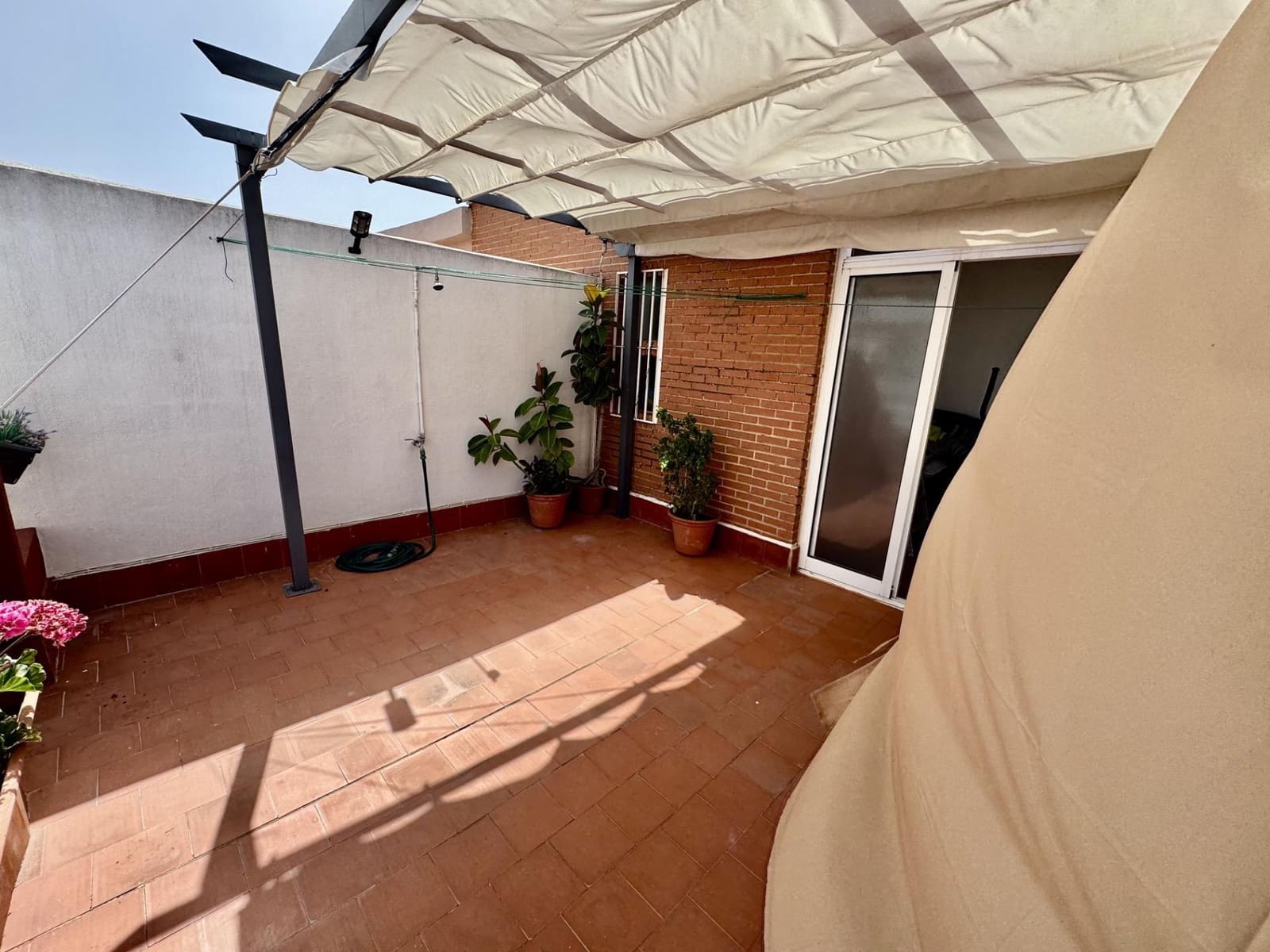 2 makuuhuone Omakotitalo myytävänä paikassa Orihuela - 195 000 € (Ref: 9916567)
