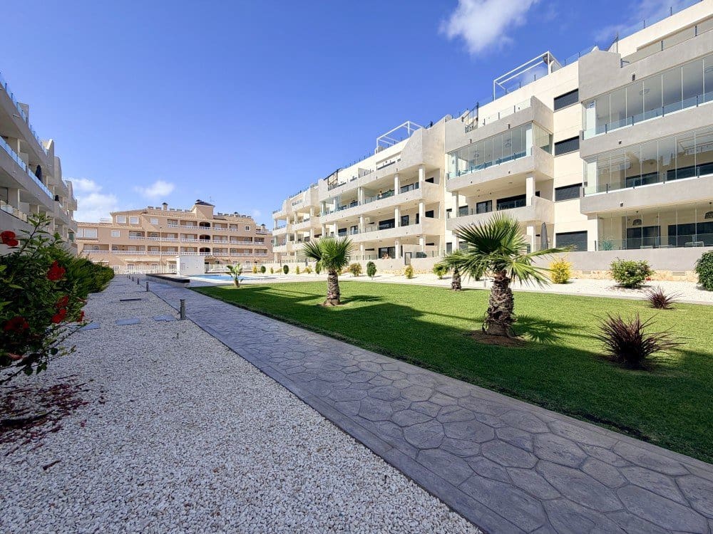 3 chambre Appartement à vendre à Orihuela Costa avec piscine garage - 390 000 € (Ref: 9916568)