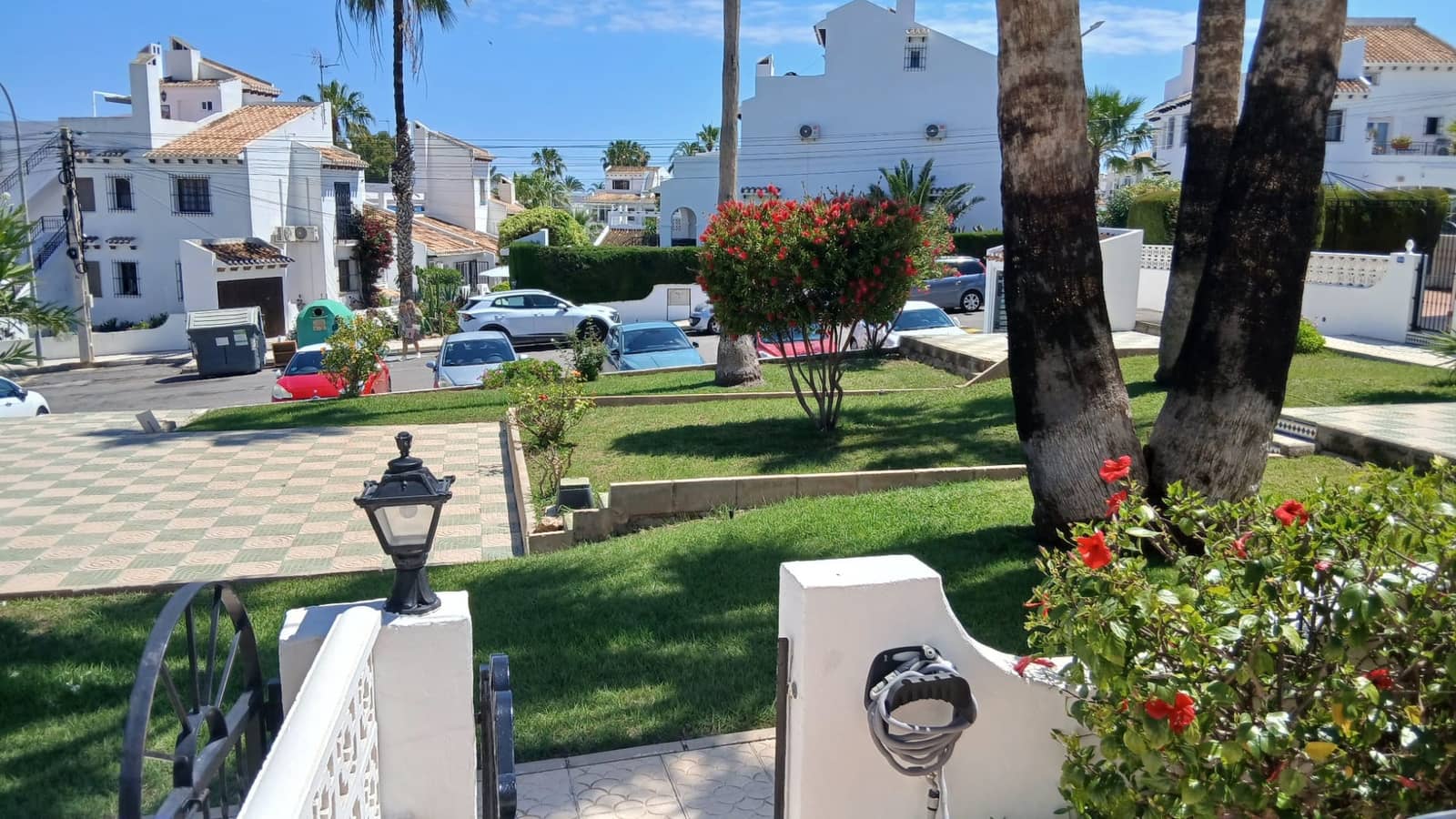 2 bedroom Townhouse for sale in Orihuela Costa with pool - € 219,950 (Ref: 9916569)