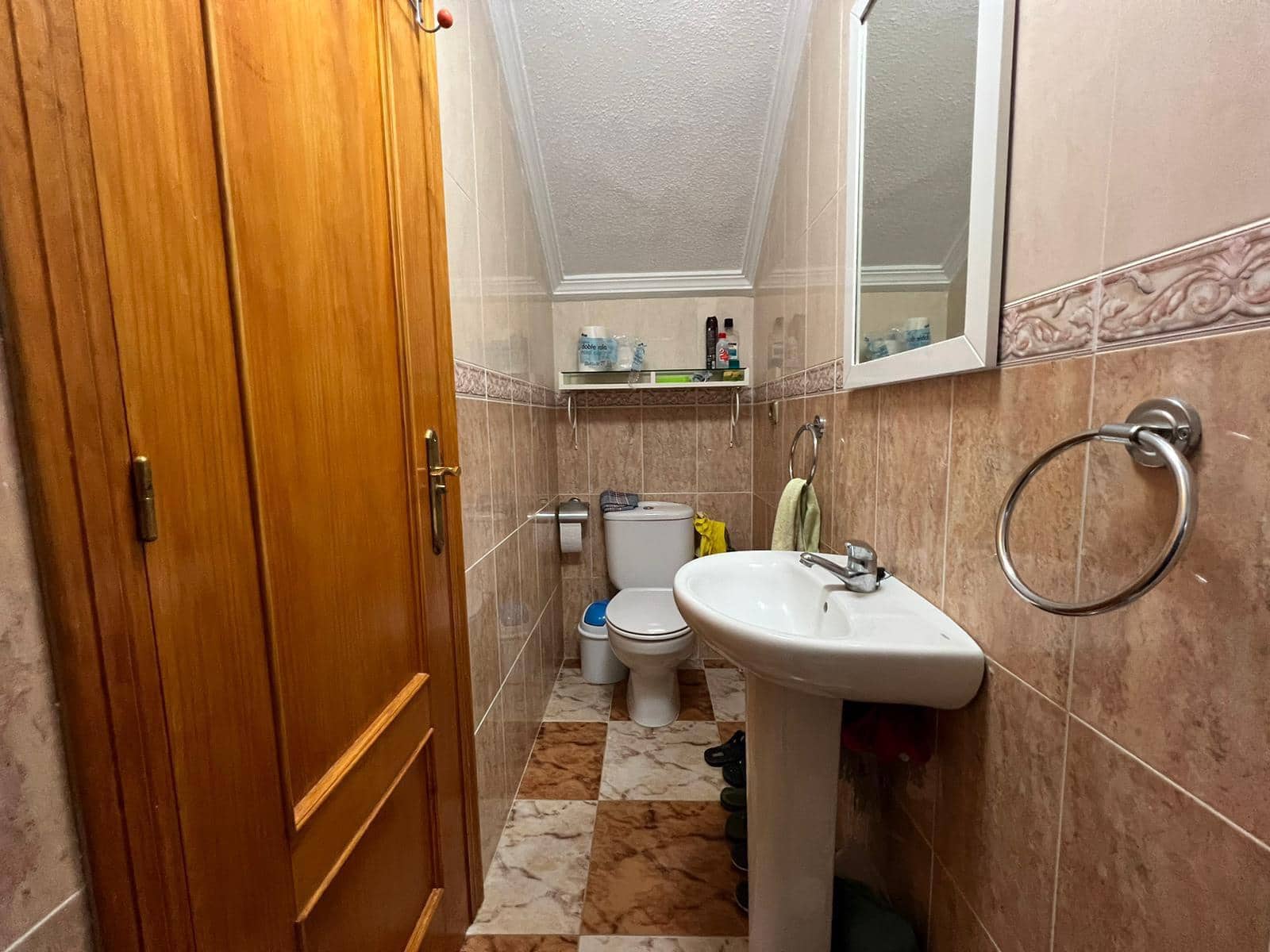 4 sovrum Semi-fristående Villa till salu i Orihuela Costa med pool - 245 000 € (Ref: 9916571)