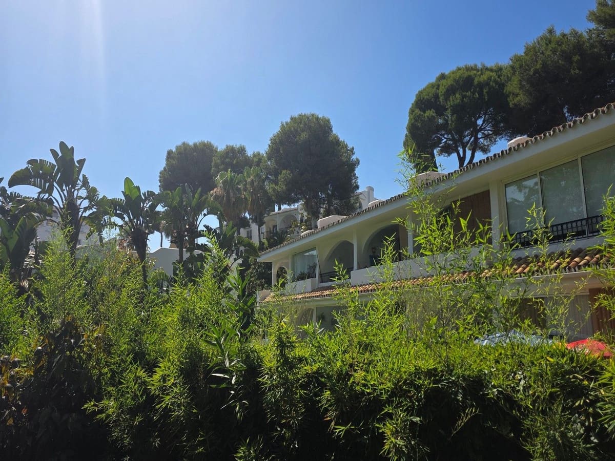 1 soveværelse Lejlighed til salg i Mijas Costa med swimmingpool - € 242.000 (Ref: 9917839)