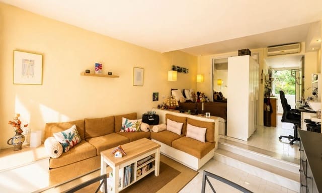 1 soverom Leilighet til salgs i Riviera del Sol, Mijas med svømmebasseng - € 242 000 (Ref: 9917839)