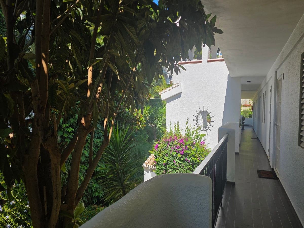 1 soveværelse Lejlighed til salg i Miraflores med swimmingpool - € 242.000 (Ref: 9917841)