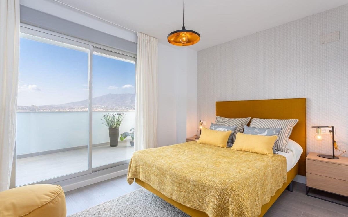 3 sovrum Lägenhet till salu i Mijas Costa med pool - 635 000 € (Ref: 9920084)