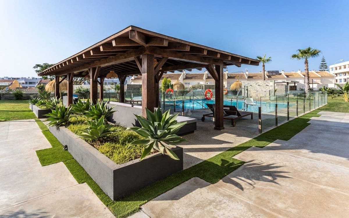 3 sovrum Lägenhet till salu i Mijas Costa med pool - 635 000 € (Ref: 9920084)
