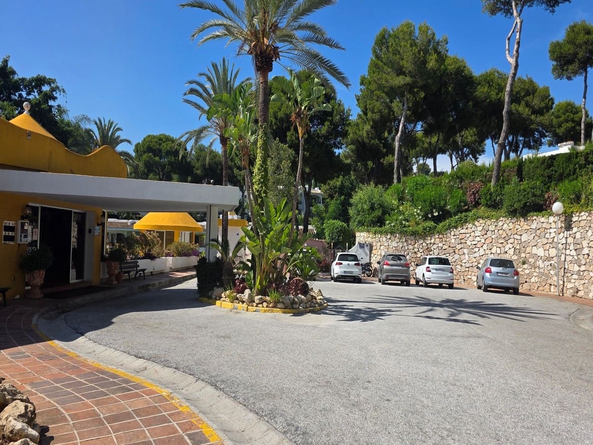 1 soverom Leilighet til salgs i Miraflores med svømmebasseng - € 242 000 (Ref: 9920086)
