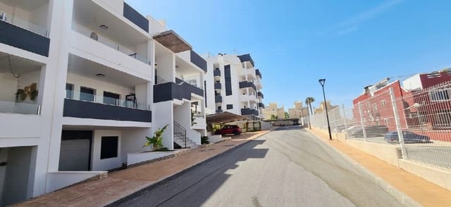 Apartamento de 2 habitaciones en Torrevieja en venta con piscina garaje - 284.999 € (Ref: 9920088)