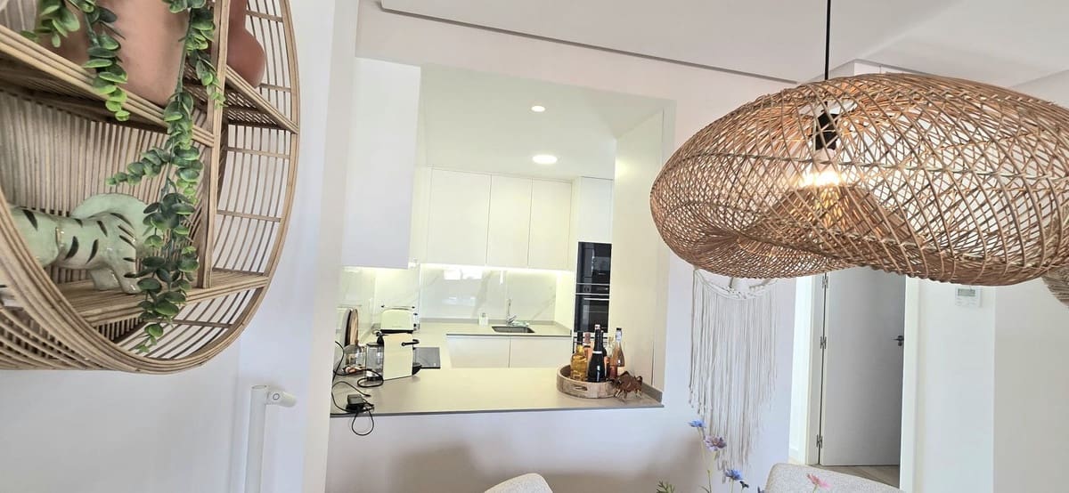 2 chambre Appartement à vendre à Villamartin avec piscine garage - 284 999 € (Ref: 9920089)