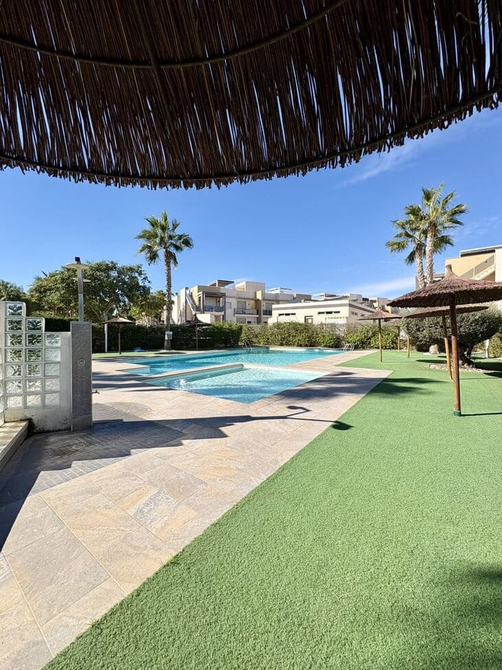 3 bedroom Apartment for sale in Guardamar del Segura with pool garage - € 250,000 (Ref: 9920095)