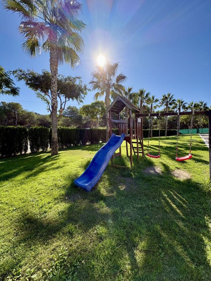3 bedroom Apartment for sale in Guardamar del Segura with pool garage - € 250,000 (Ref: 9920095)