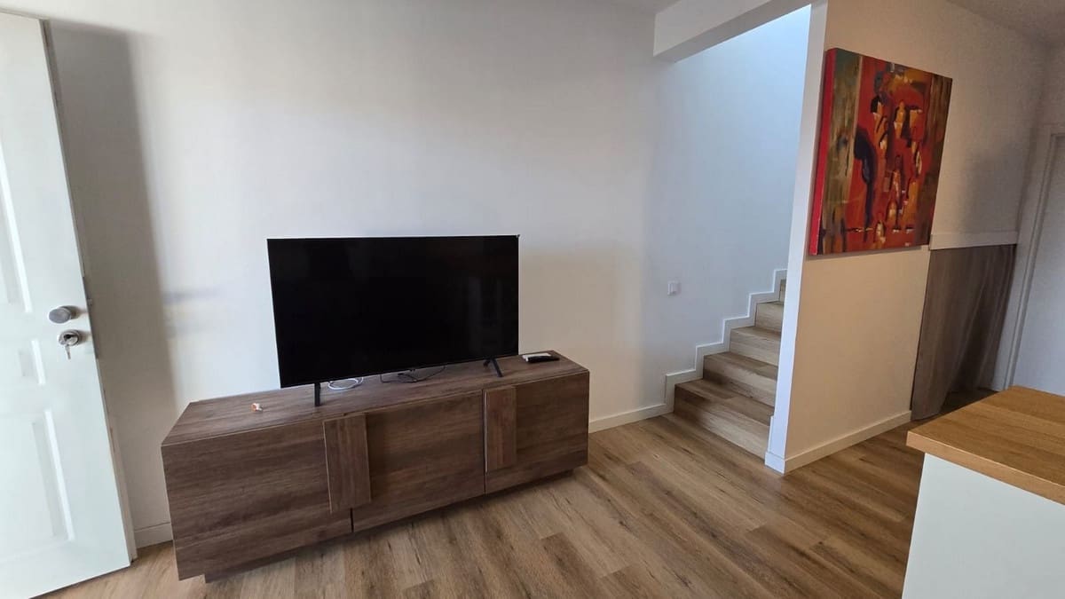 2 quarto Casa em Banda para venda em Corralejo com piscina - 280 000 € (Ref: 9920096)