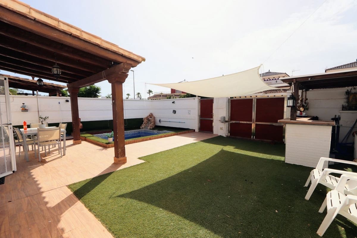 Chalet de 4 habitaciones en Sucina en venta con piscina garaje - 260.000 € (Ref: 9920097)