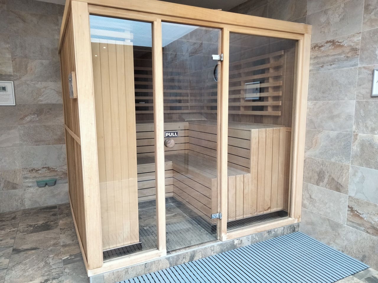 3 soverom Penthouse til salgs i Guardamar del Segura med garasje - € 309 900 (Ref: 9923008)