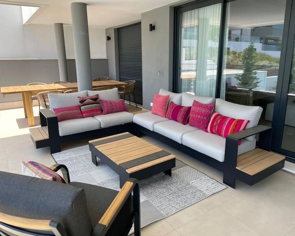 4 slaapkamer Appartement te koop in Centro, Estepona - € 895.000 (Ref: 9924293)