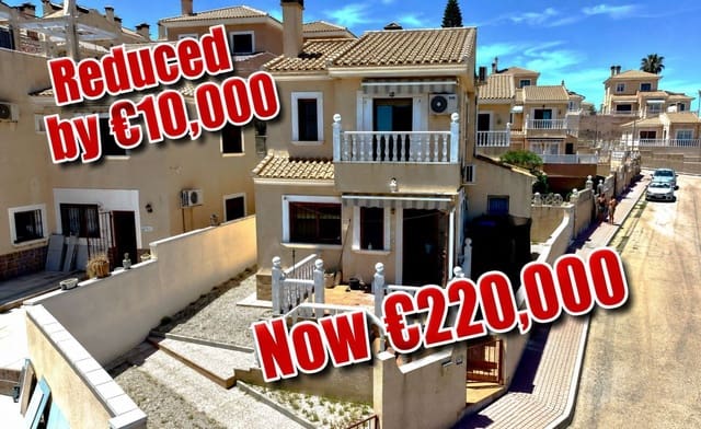 3 sovrum Villa till salu i Blue Lagoon med pool garage - 220 000 € (Ref: 9924298)