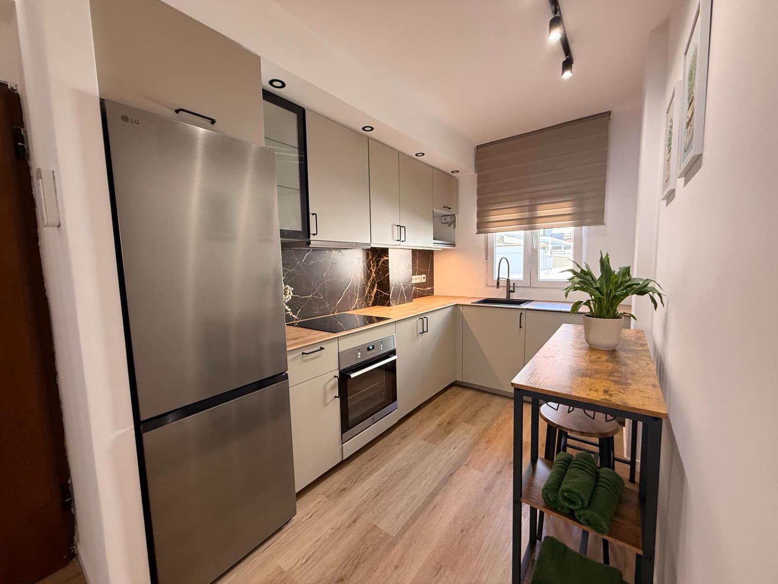 Apartamento de 2 habitaciones en Torrevieja en venta - 229.950 € (Ref: 9924304)