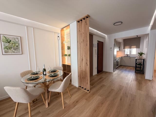 Apartamento de 2 habitaciones en Avenida Habaneras - Curva de Palangre, Torrevieja en venta - 229.950 € (Ref: 9924304)