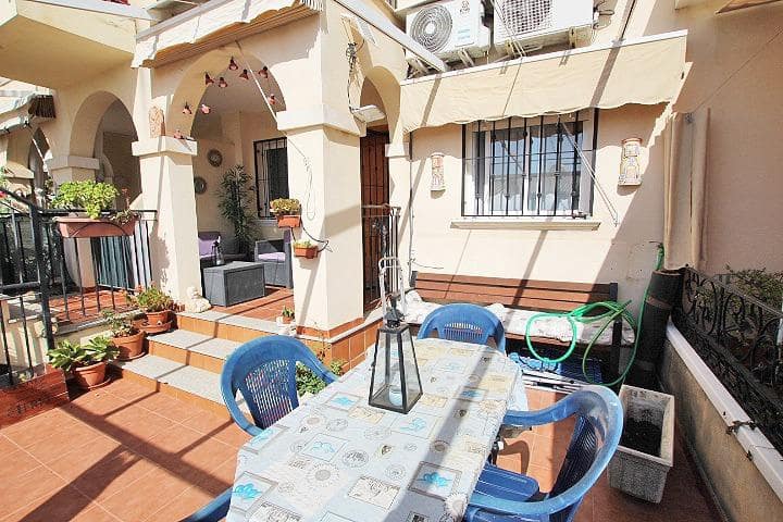 2 bedroom Bungalow for sale in Guardamar del Segura with pool - € 171,000 (Ref: 9927045)