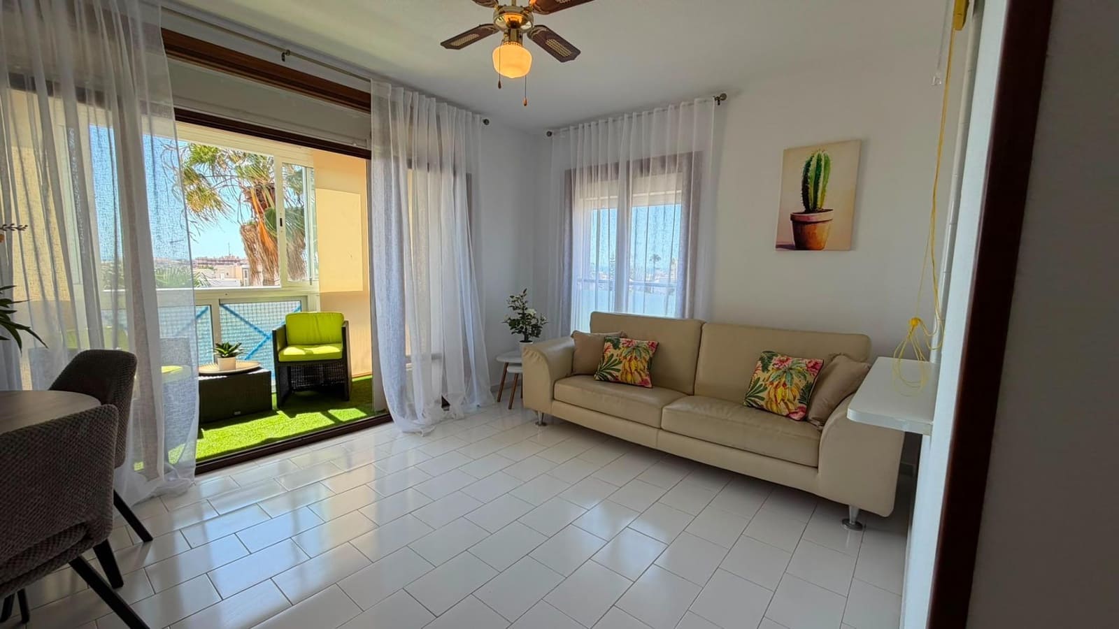 Apartamento de 1 habitación en Torrevieja en venta con piscina - 179.900 € (Ref: 9927046)