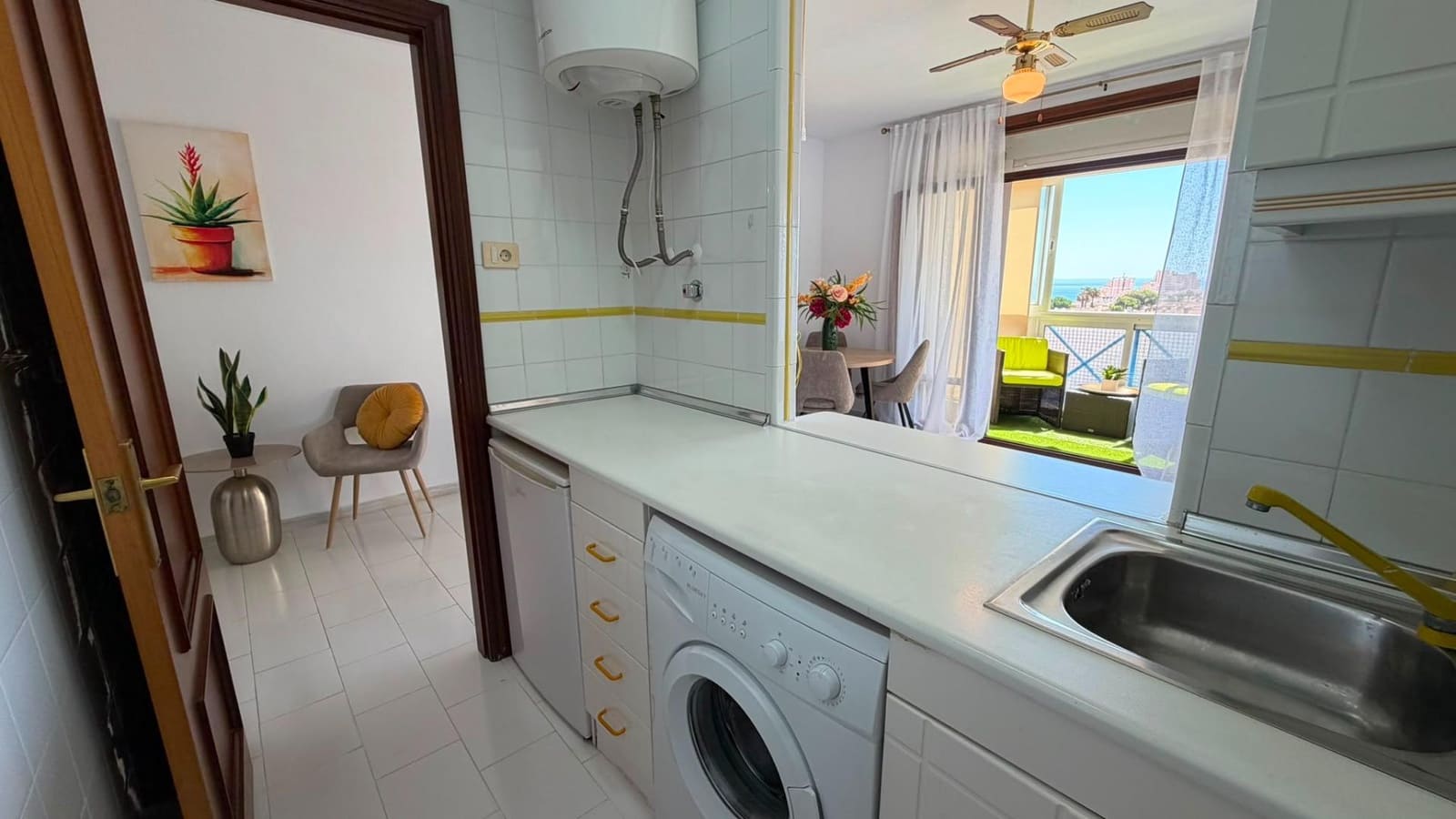 Apartamento de 1 habitación en Torrevieja en venta con piscina - 179.900 € (Ref: 9927046)