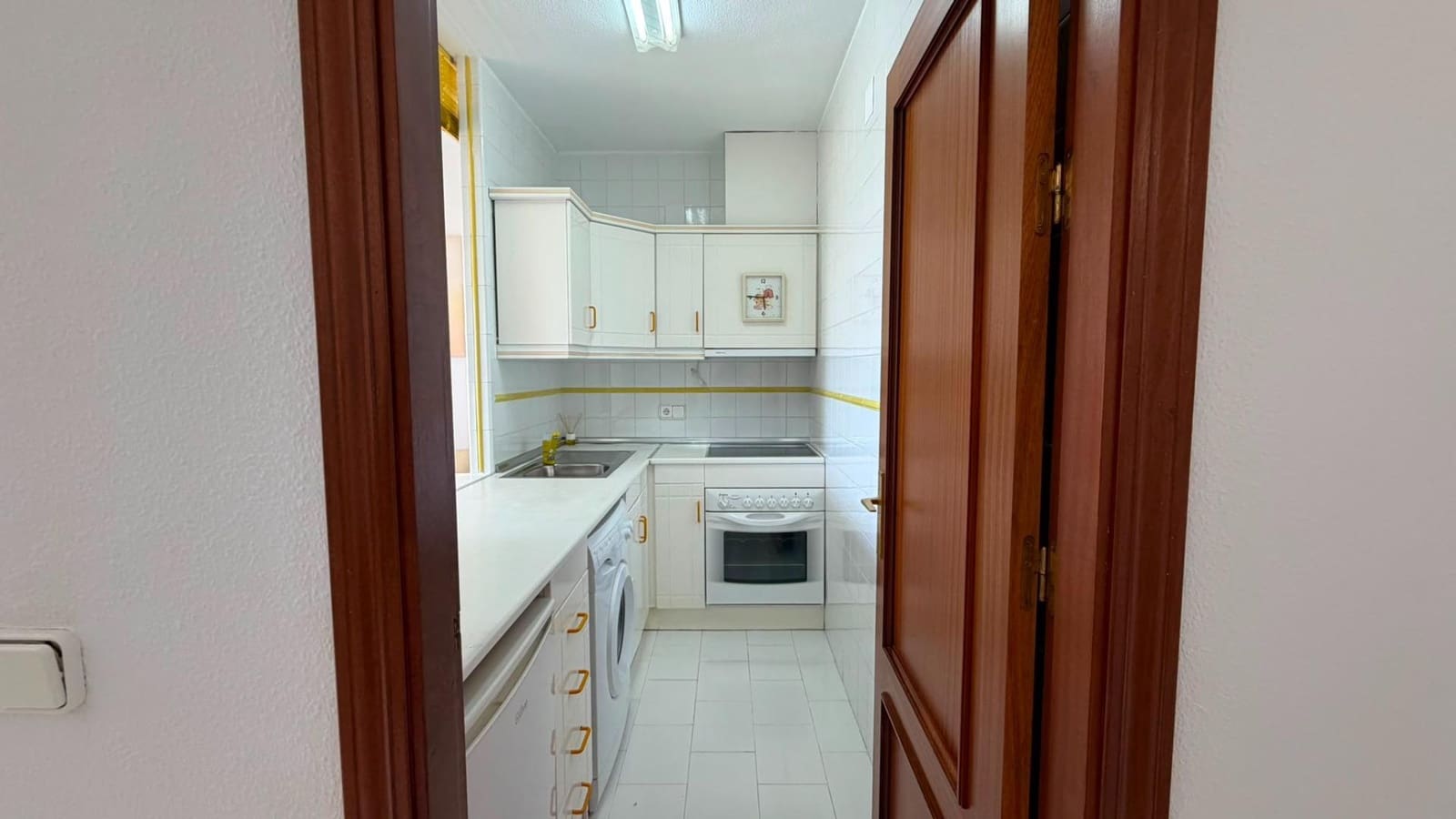 Apartamento de 1 habitación en Torrevieja en venta con piscina - 179.900 € (Ref: 9927046)