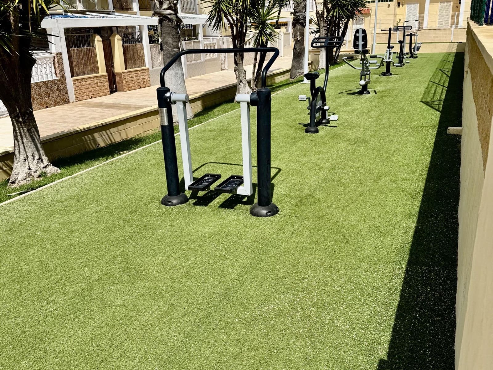Apartamento de 1 habitación en Torrevieja en venta con piscina - 179.900 € (Ref: 9927046)