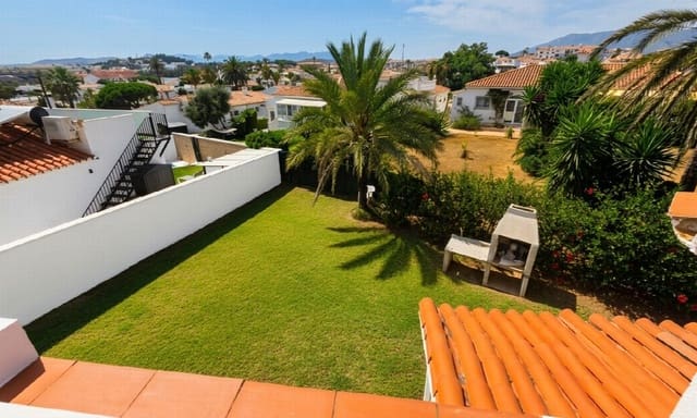 2 slaapkamer Villa te koop in El Faro, Mijas met zwembad - € 399.995 (Ref: 9927048)