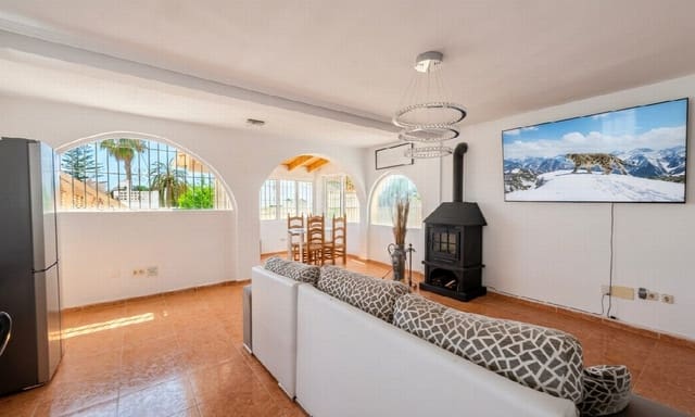 2 makuuhuone Huvila myytävänä paikassa Mijas Costa, Mijas mukana uima-altaan - 399 995 € (Ref: 9927049)