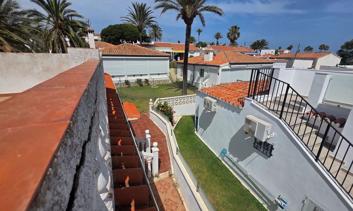 2 slaapkamer Bungalow te koop in Mijas - € 399.995 (Ref: 9927050)