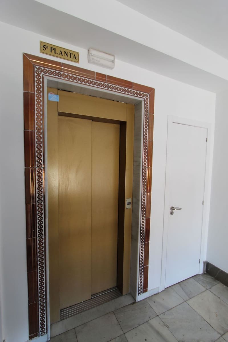 3 soveværelse Lejlighed til salg i Fuengirola med swimmingpool - € 425.000 (Ref: 9928640)