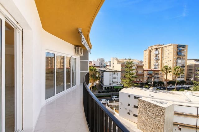 3 soveværelse Lejlighed til salg i Fuengirola med swimmingpool - € 425.000 (Ref: 9928640)
