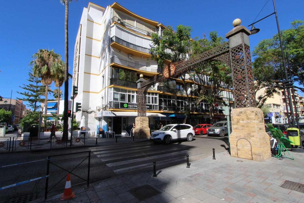3 soveværelse Lejlighed til salg i Fuengirola med swimmingpool - € 425.000 (Ref: 9928640)