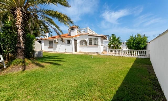 Chalet de 2 habitaciones en Zona Puerto Deportivo, Fuengirola en venta con piscina - 399.995 € (Ref: 9929052)