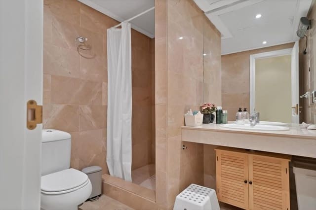 3 camera da letto Appartamento in vendita in La Duquesa / Puerto de la Duquesa, Manilva - 319.000 € (Rif: 9930403)