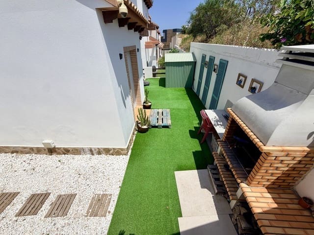 3 slaapkamer Villa te koop in Ciudad Quesada, Rojales met zwembad - € 350.000 (Ref: 9930405)