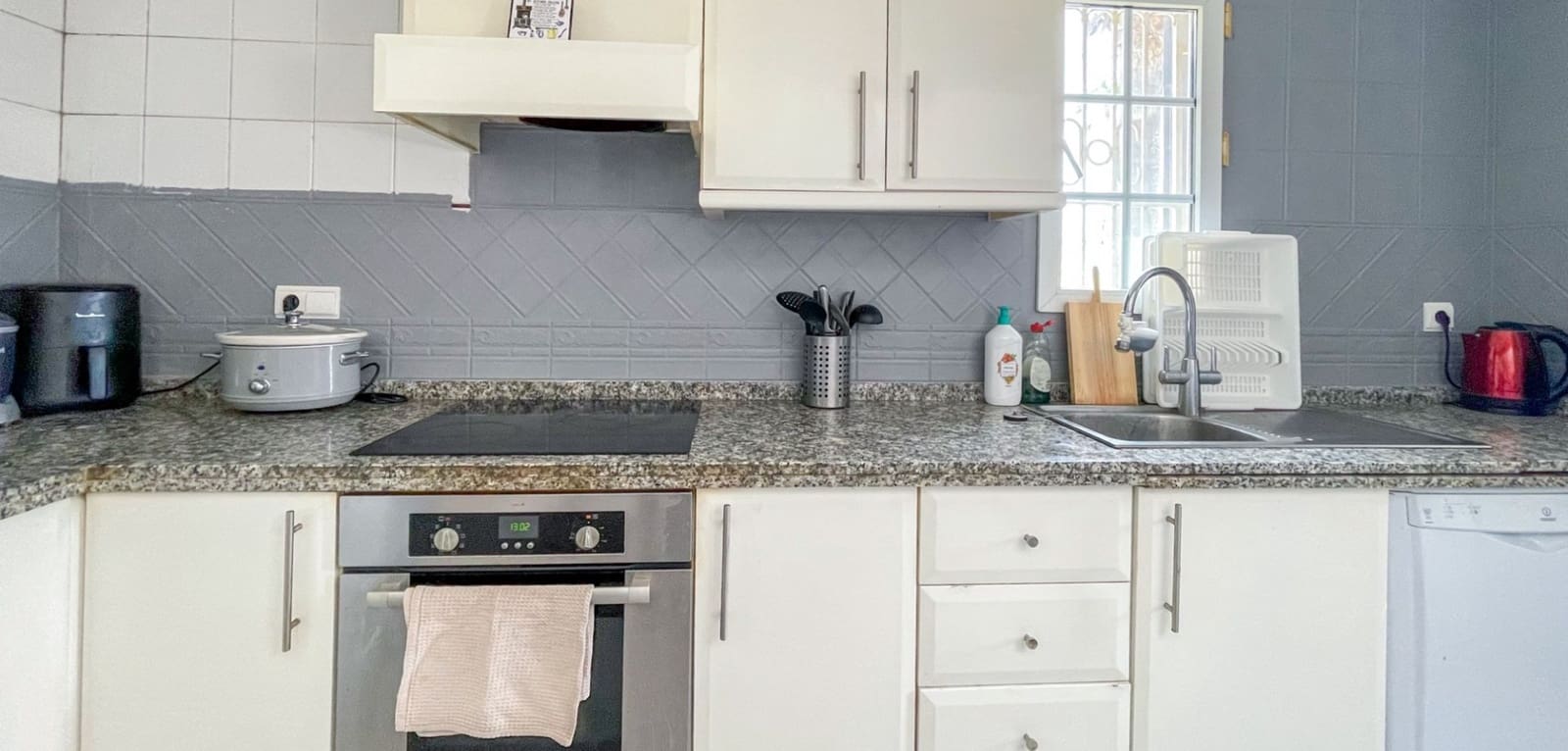 Casa de 4 habitaciones en Orihuela Costa en venta con piscina garaje - 295.000 € (Ref: 9930406)