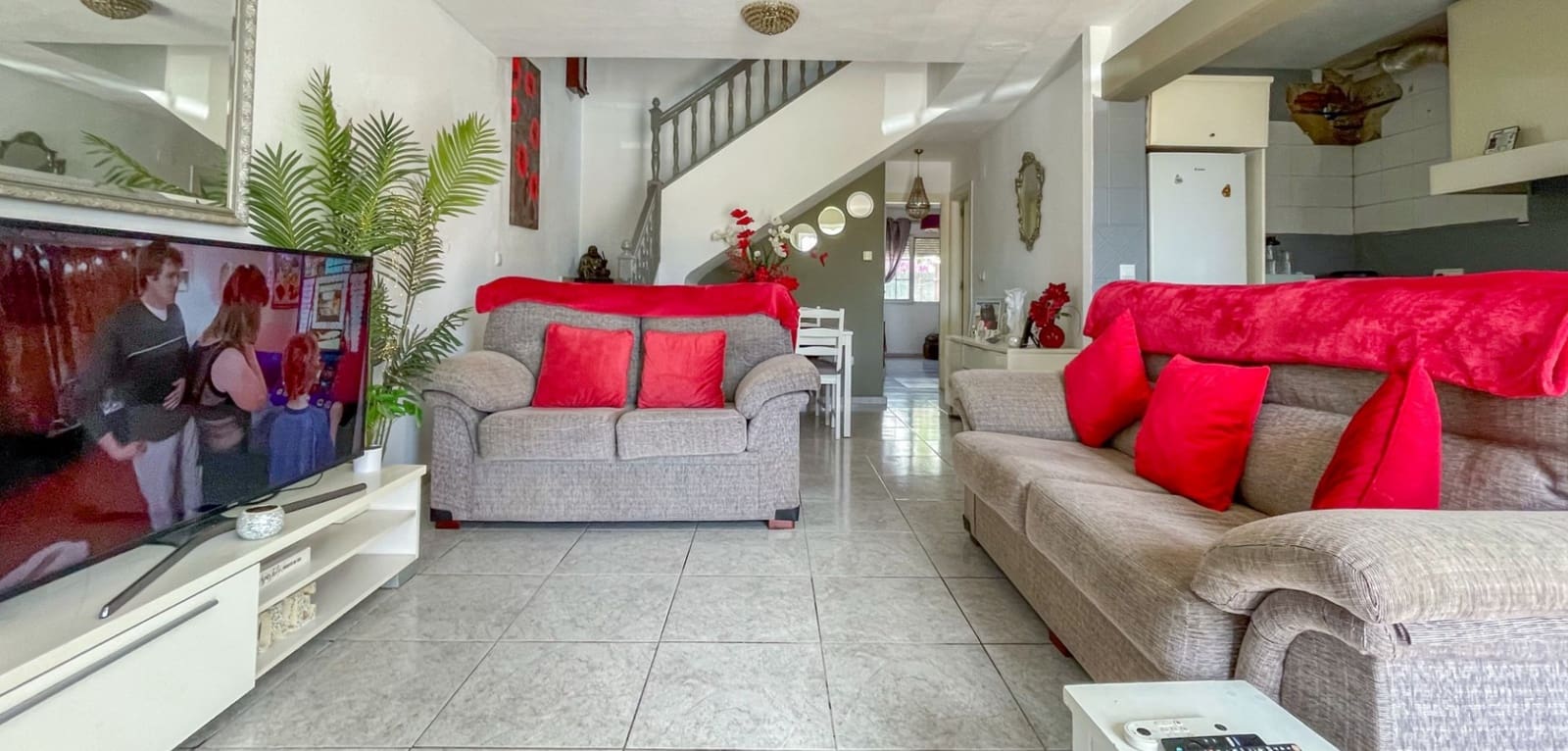 Casa de 4 habitaciones en Orihuela Costa en venta con piscina garaje - 295.000 € (Ref: 9930406)