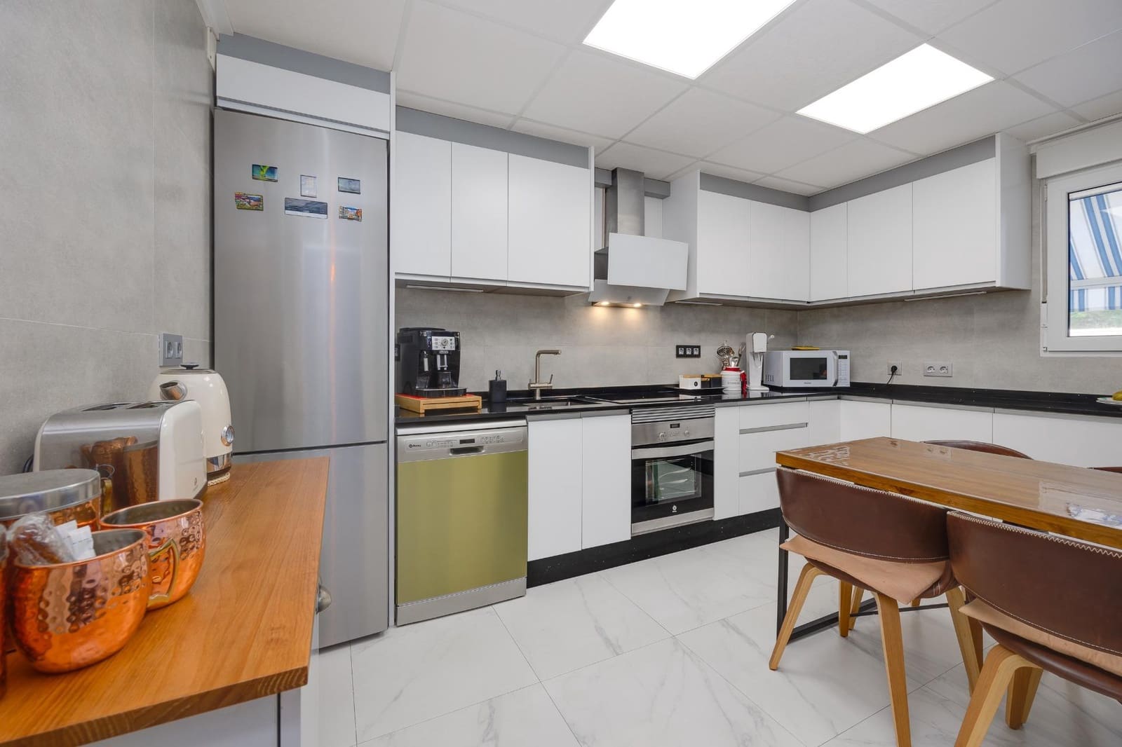 2 Zimmer Haus zu verkaufen in Torrevieja mit Pool - 185.000 € (Ref: 9930409)