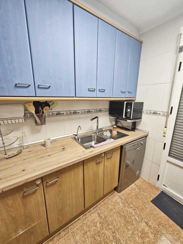 6 soverom Hus til salgs i Torrevieja med svømmebasseng garasje - € 279 900 (Ref: 9931319)