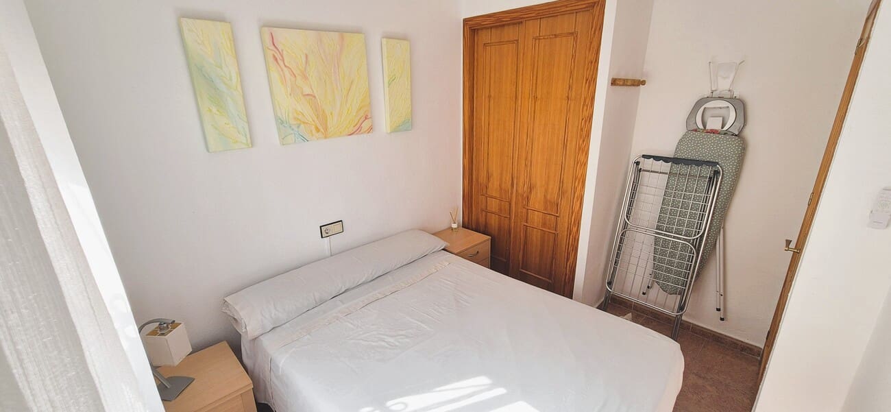 6 soverom Hus til salgs i Torrevieja med svømmebasseng garasje - € 279 900 (Ref: 9931319)