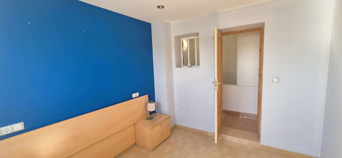 6 soverom Hus til salgs i Torrevieja med svømmebasseng garasje - € 279 900 (Ref: 9931319)